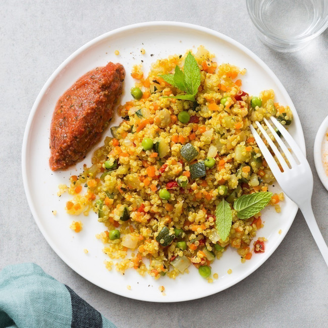 Pilaf de Quinoa au curcuma, mirepoix de légumes et compotée de tomate