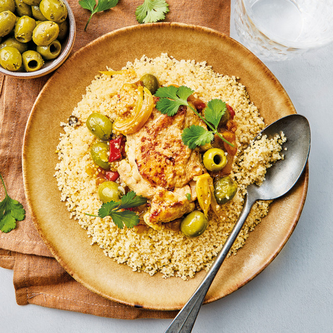 Tajine de poulet aux olives & semoule